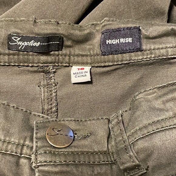 Supplies by Union Bay Skinny Jeans - Picture 5 of 9